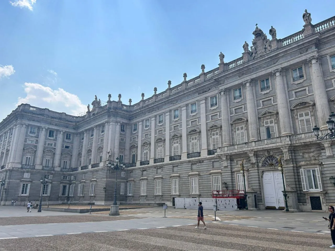 {j-en-la-ciudad-de-e-16}