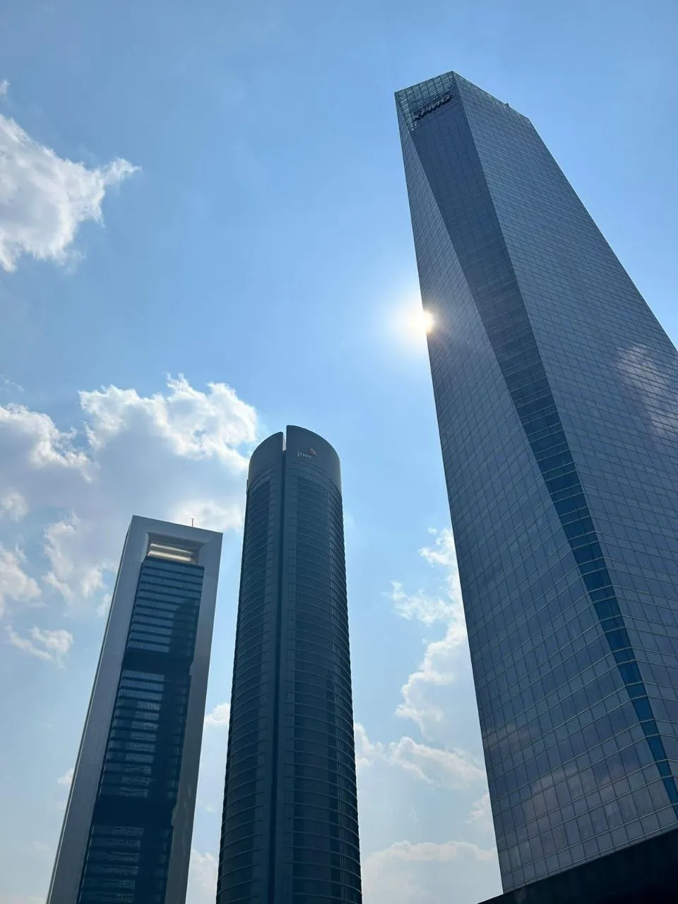 {j-en-la-ciudad-de-e-3}