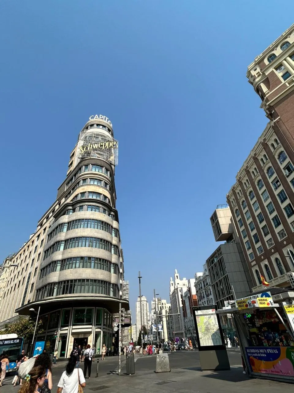 {j-en-la-ciudad-de-e-39}