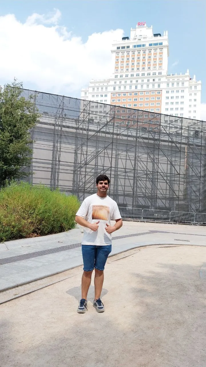 {j-en-la-ciudad-de-e-52}