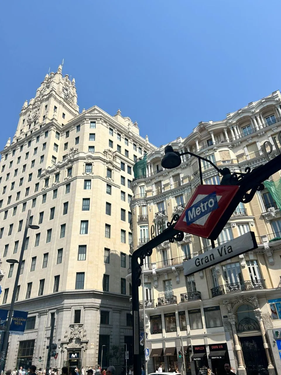 {j-en-la-ciudad-de-e-32}