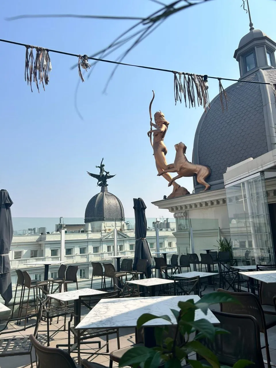 {j-en-la-ciudad-de-e-34}