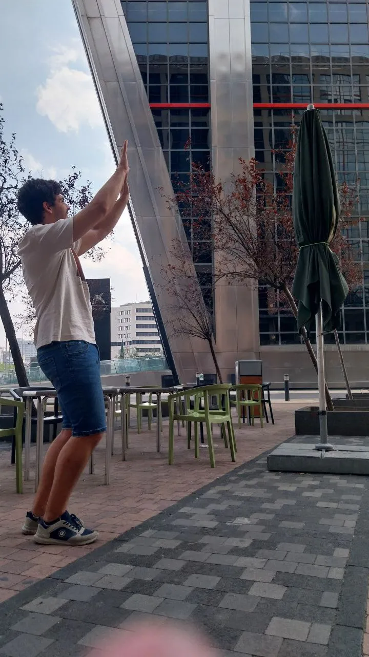 {j-en-la-ciudad-de-e-4}