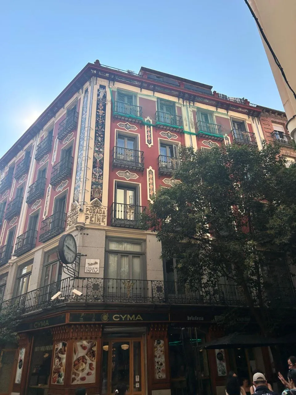 {j-en-la-ciudad-de-e-43}