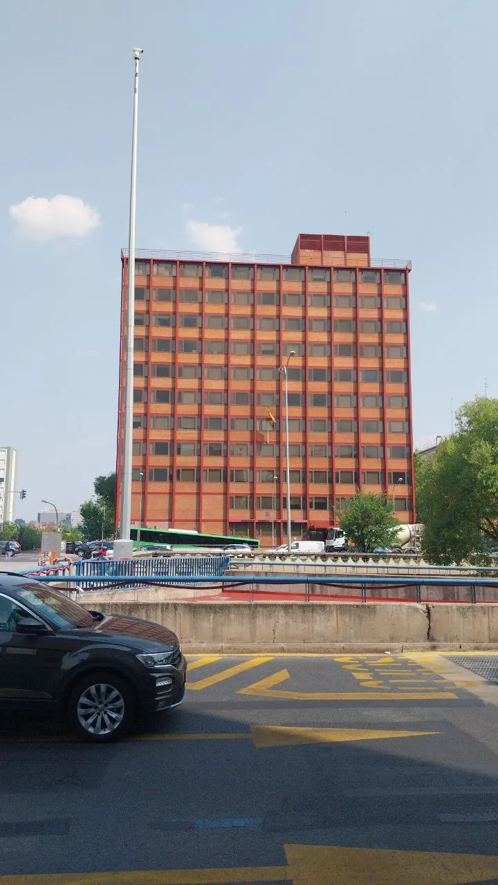 {j-en-la-ciudad-de-e-5}